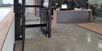 Escolas, comércios e empresas